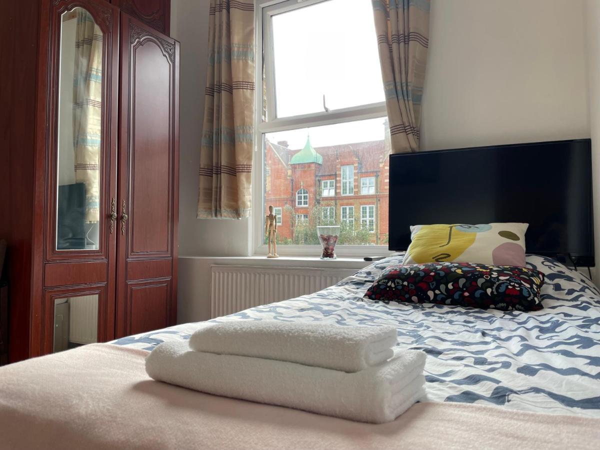 Spacious Family Flat London Exteriör bild