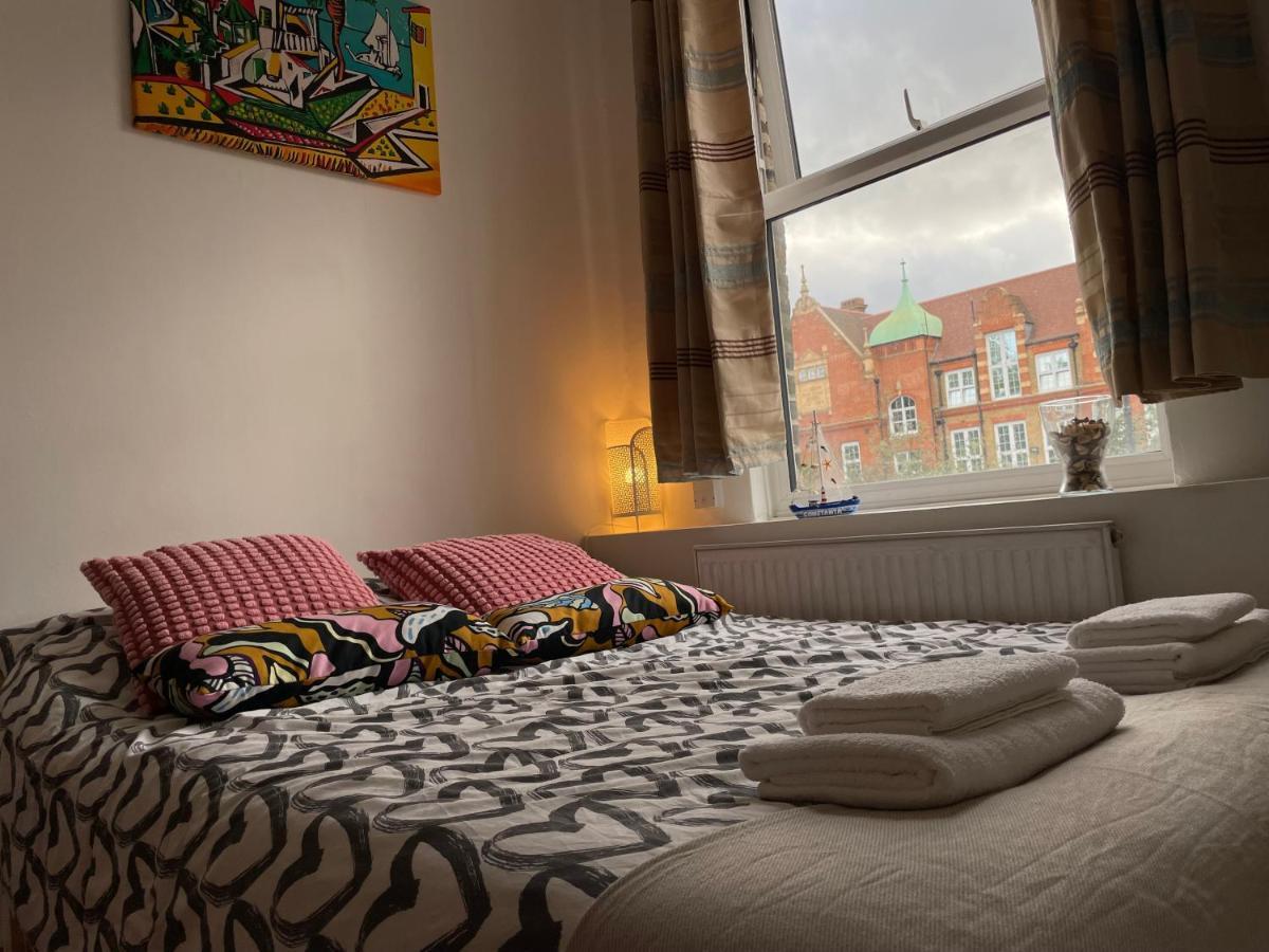 Spacious Family Flat London Exteriör bild